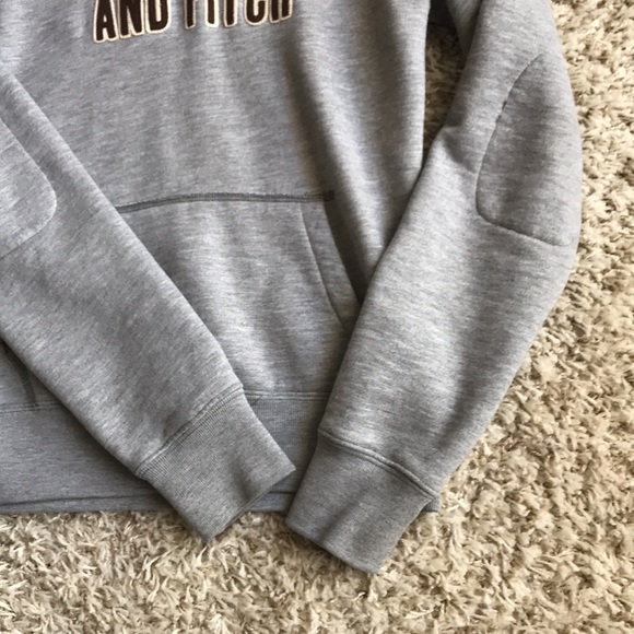 Abercrombie & Fitch Sweatshirt - Picture 3 of 7